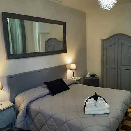 Principe Calaf 3 Bed & Breakfast 2*
