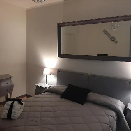 Principe Calaf 3 Bed & Breakfast 2*